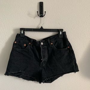 Black High Waisted Levi’s shorts